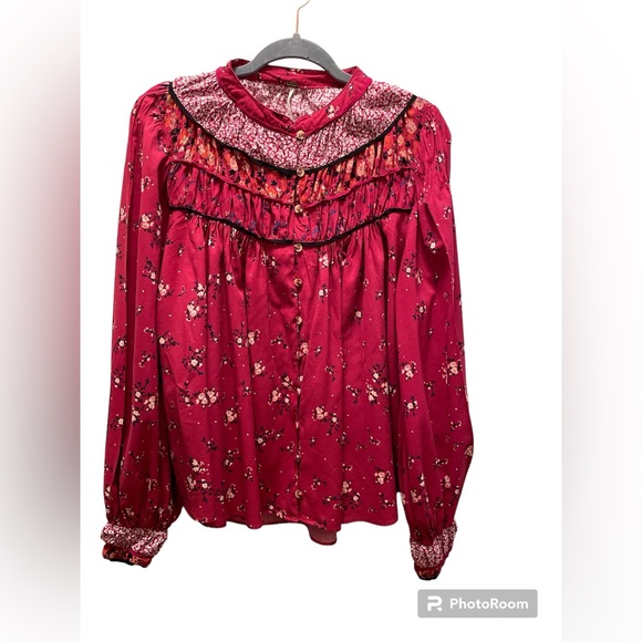 Free People Paloma Floral Poet Top Women’s size Medium Worn once New Condition - Picture 3 of 8